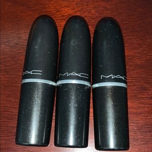 MAC LIPSTICK BUNDLE